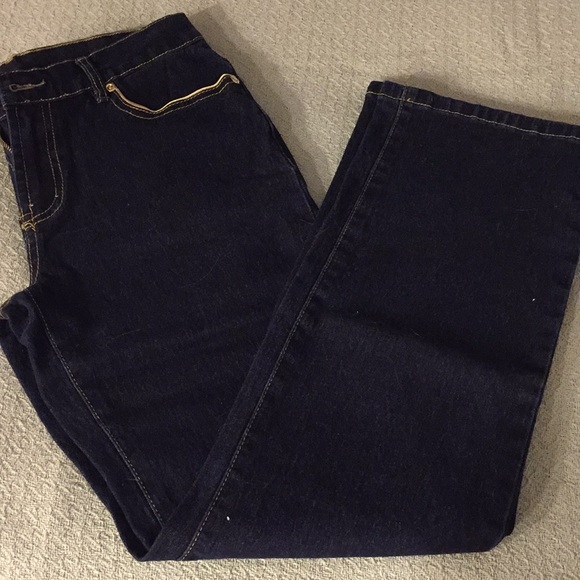 Diane Gilman dark wash jeans with gold trim & belt - Picture 4 of 6